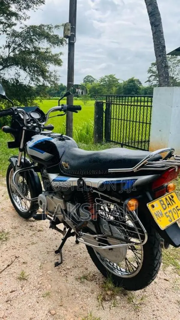 Bajaj CT-100 2013 Motorbike (Used)