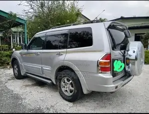 Mitsubishi Montero 2003 SUV (Used)