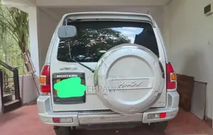 Mitsubishi Montero 2003 SUV (Used)