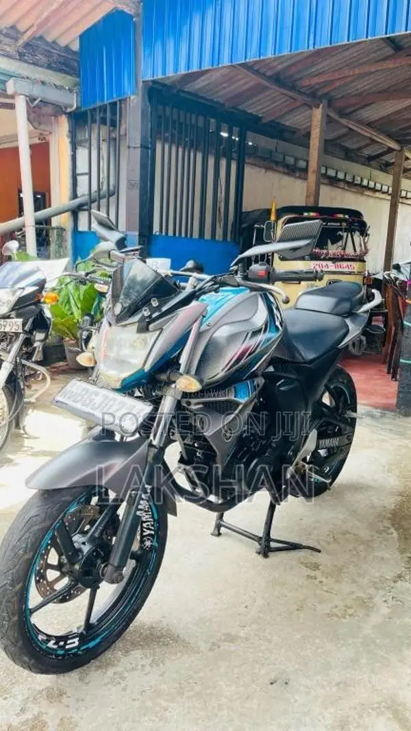 Yamaha FZ Version 2.0 2018 Motorbike (Used)