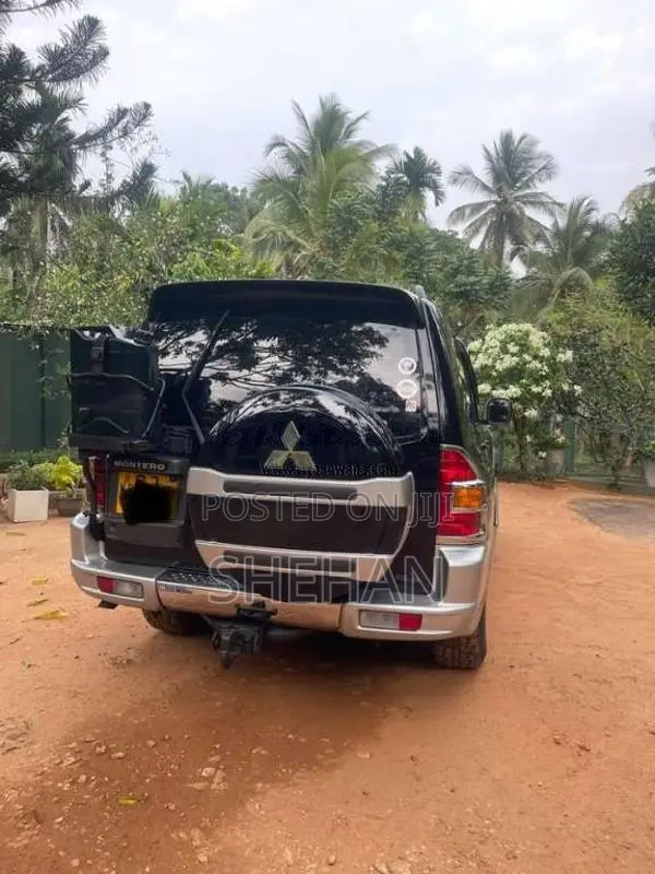 Mitsubishi Montero 2000 SUV (Used)