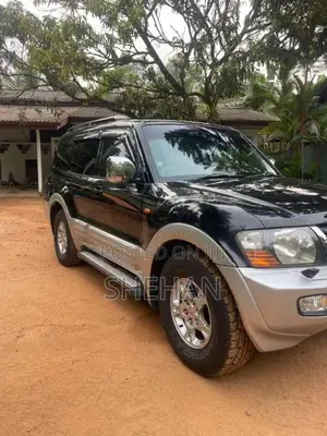 Mitsubishi Montero 2000 SUV (Used)