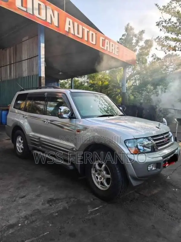 Mitsubishi Montero 2000 SUV (Used)