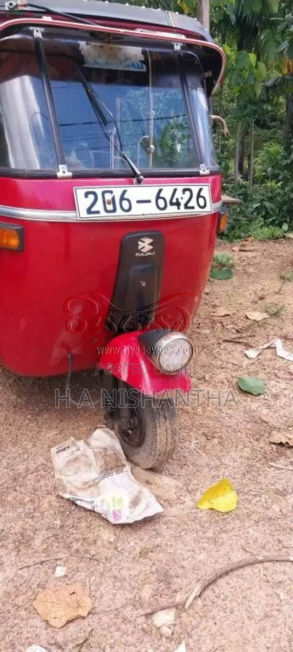 Bajaj RE 1999 Three Wheel (Used)