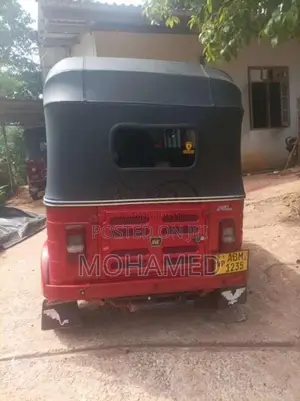 Bajaj RE 2016 Three Wheel (Used)