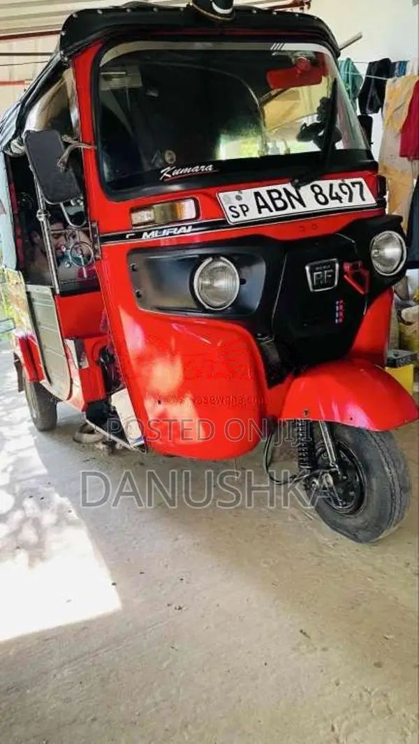 Bajaj Re 2016 Three Wheel (Used)
