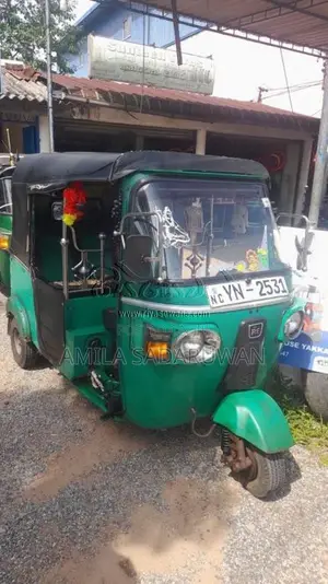 Bajaj Re 2012 Three Wheel (Used)