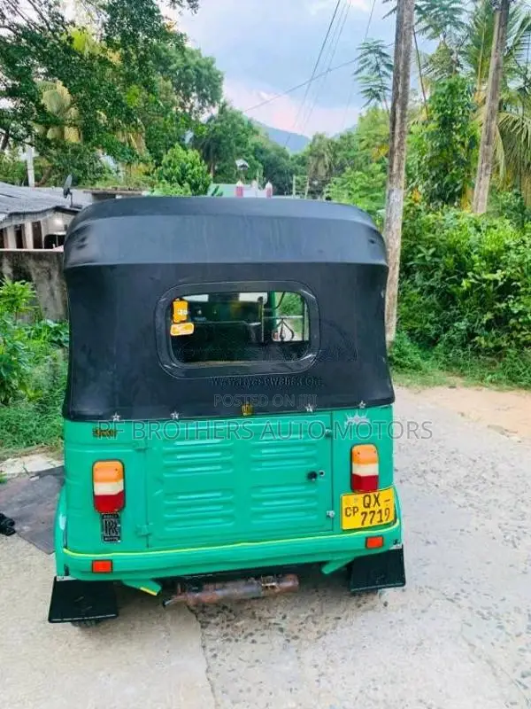 Bajaj RE 2010 Three Wheel (Used)
