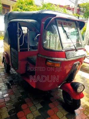 Bajaj RE 1999 Three Wheel (Used)