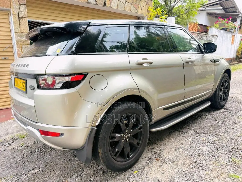 Land-Rover Evoque 2013 SUV (Used)