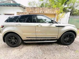 Land-Rover Evoque 2013 SUV (Used)