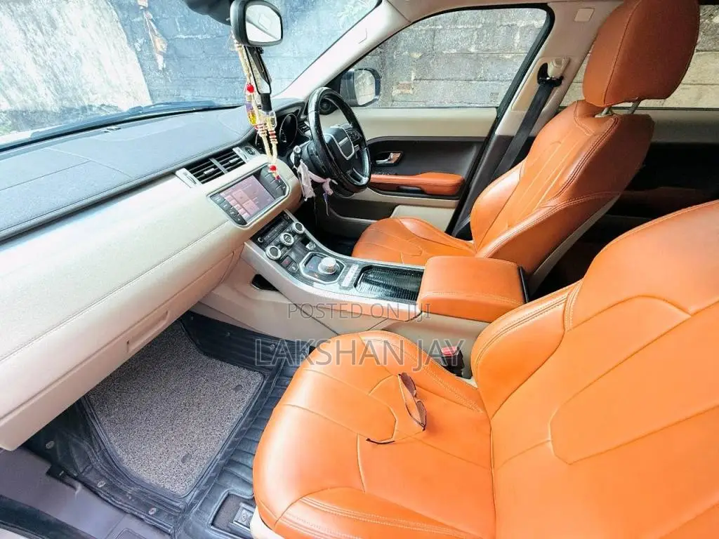 Land-Rover Evoque 2013 SUV (Used)