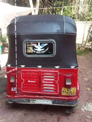 Bajaj 2 Stroke 2006 Three Wheel (Used)