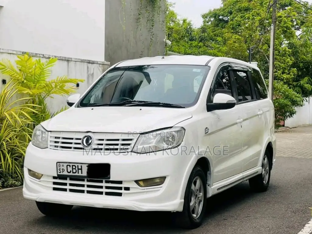 DFSK Glory 2019 SUV (Used)