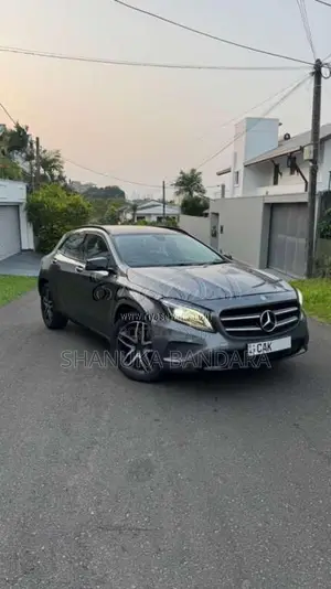 Mercedes-Benz GLA 200 2015 SUV (Used)