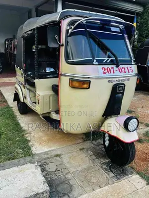 Bajaj 2 Stroke 2000 Three Wheel (Used)