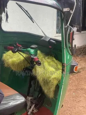 Bajaj Re 2002 Three Wheel (Used)