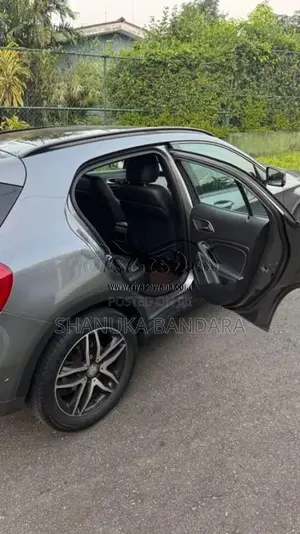 Mercedes-Benz GLA 200 2015 SUV (Used)