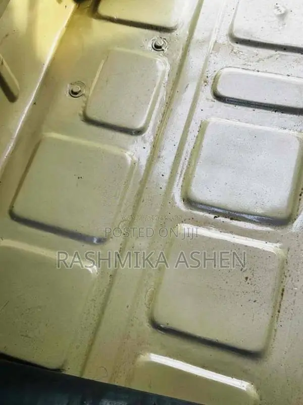 Bajaj 2 Stroke 2000 Three Wheel (Used)