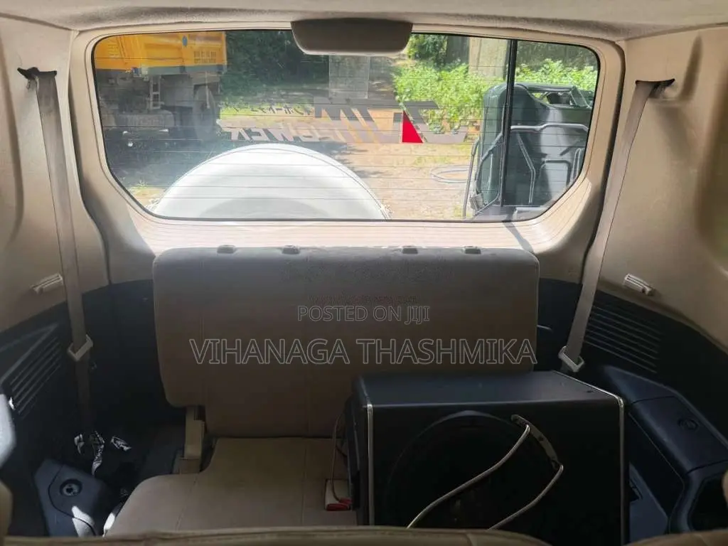 Mitsubishi MONTERO 2000 SUV (Used)