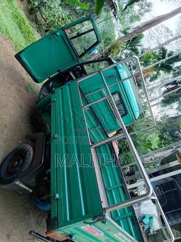 Mahindra ALFA 2019 Three Wheel (Used)