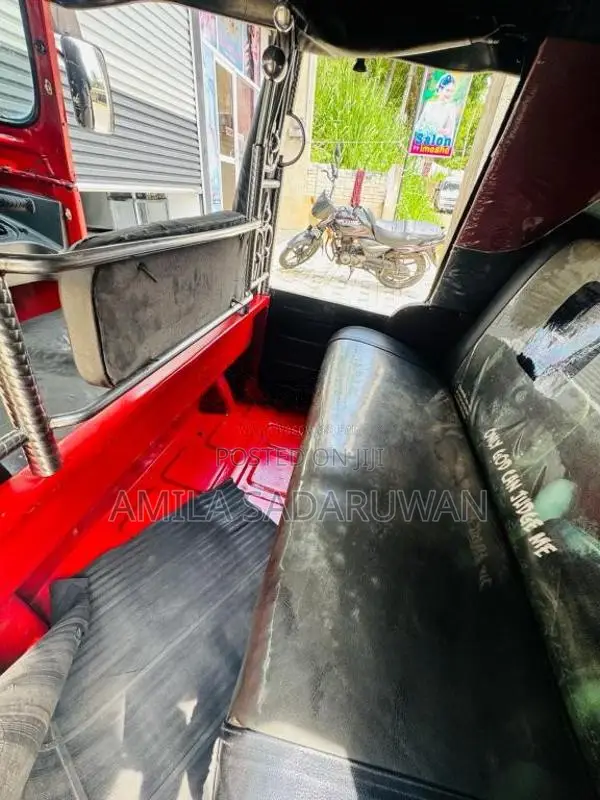 Bajaj RE 2010 Three Wheel (Used)