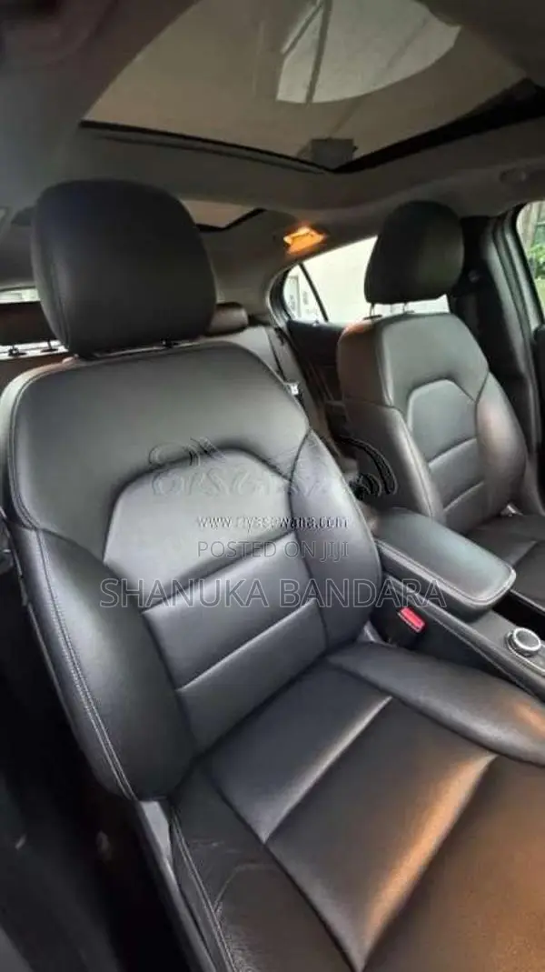 Mercedes-Benz GLA 200 2015 SUV (Used)