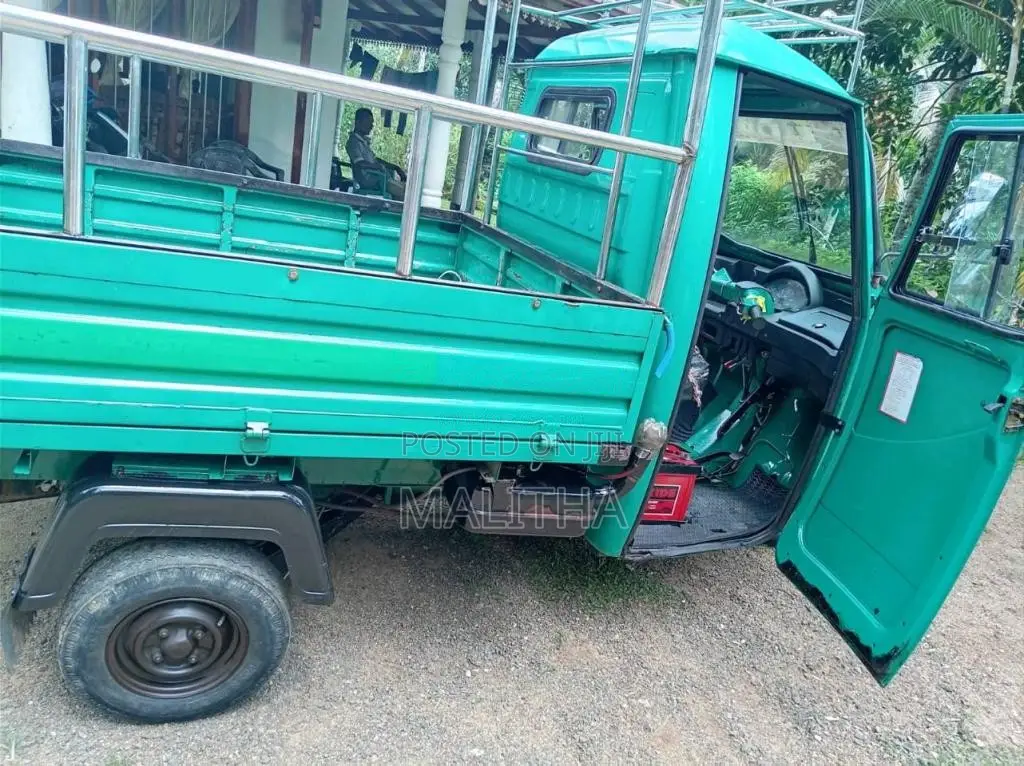 Mahindra ALFA 2019 Three Wheel (Used)