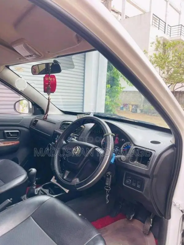 DFSK Glory 2019 SUV (Used)