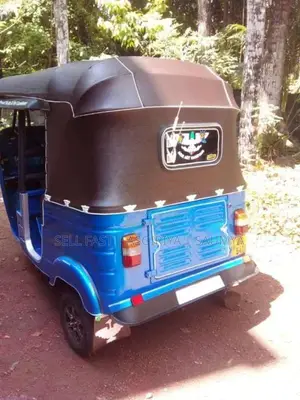 Bajaj 2 Stroke 2005 Three Wheel (Used)