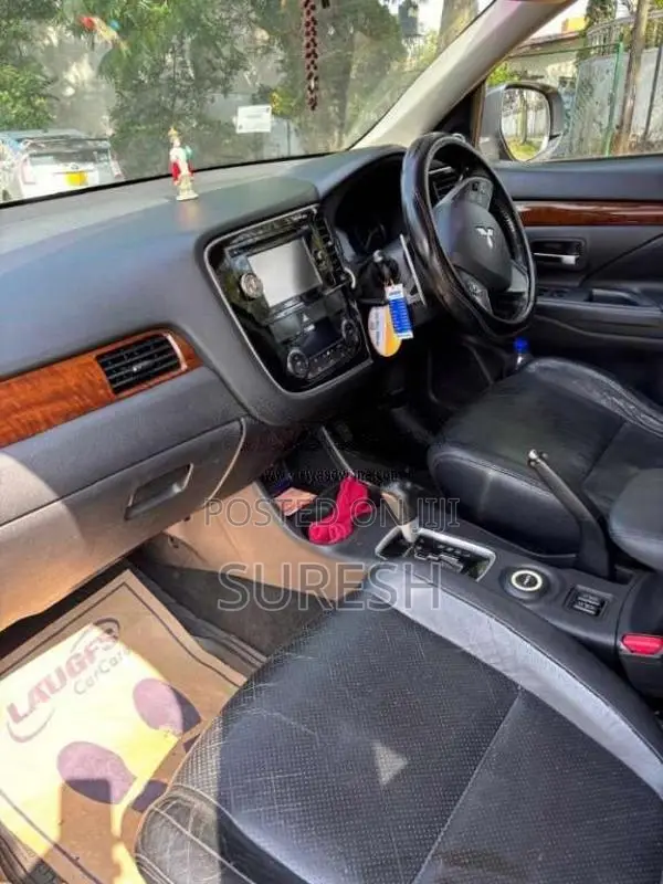 Mitsubishi Outlander 2015 SUV (Used)