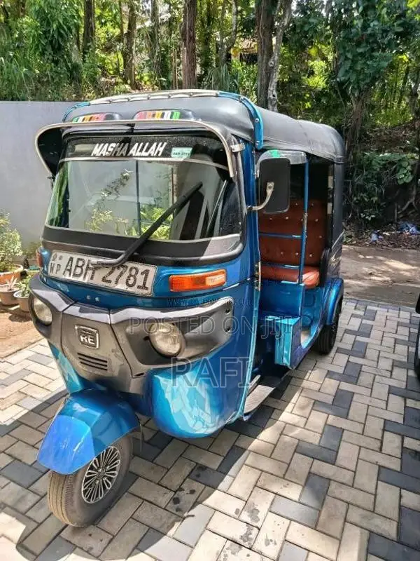 Bajaj RE 4 Stroke 2015 Three Wheel (Used)