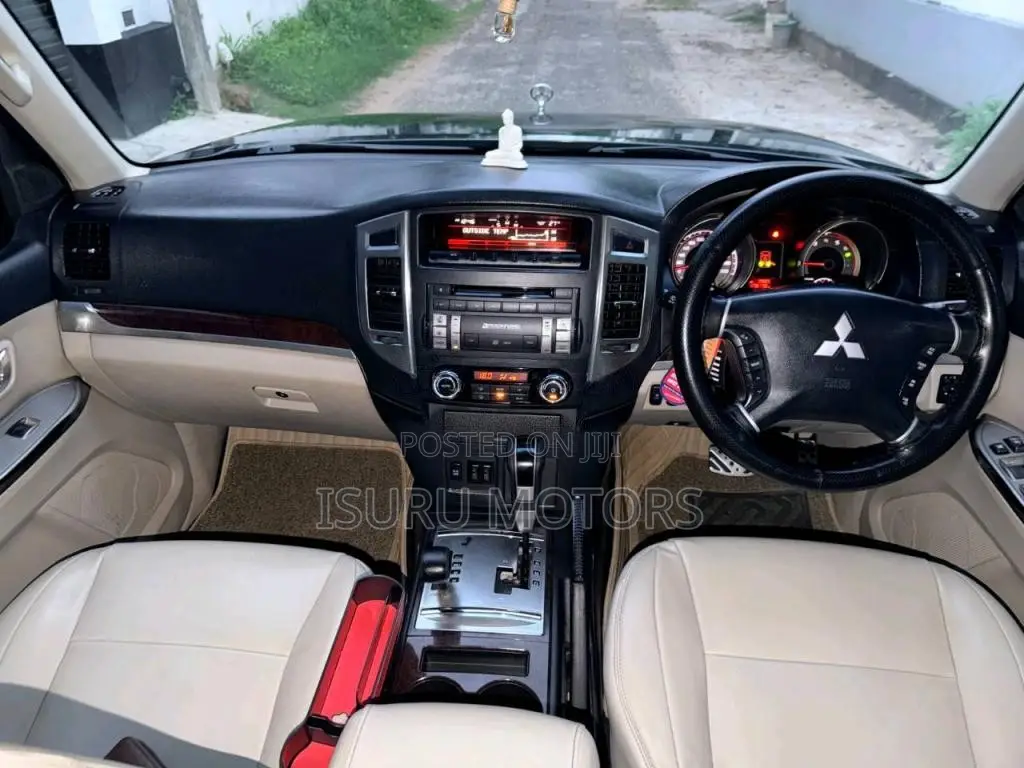 Mitsubishi Montero 2016 SUV (Used)
