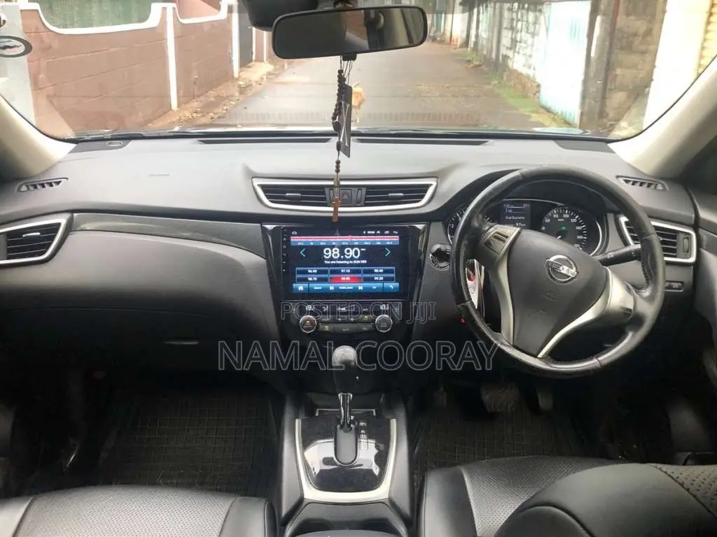 Nissan X-Trail 2016 SUV (Used)