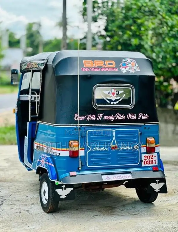 Bajaj RE 2 Stroke 1997 Three Wheel (Used)