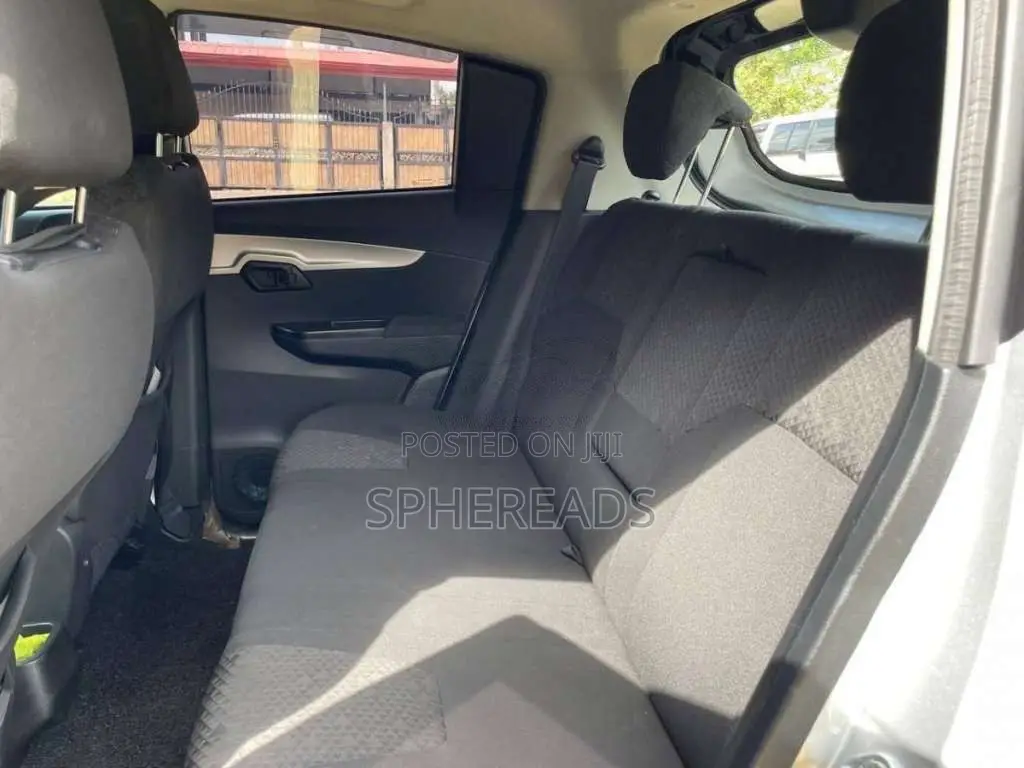 Mahindra KUV 100 2021 SUV (Used)