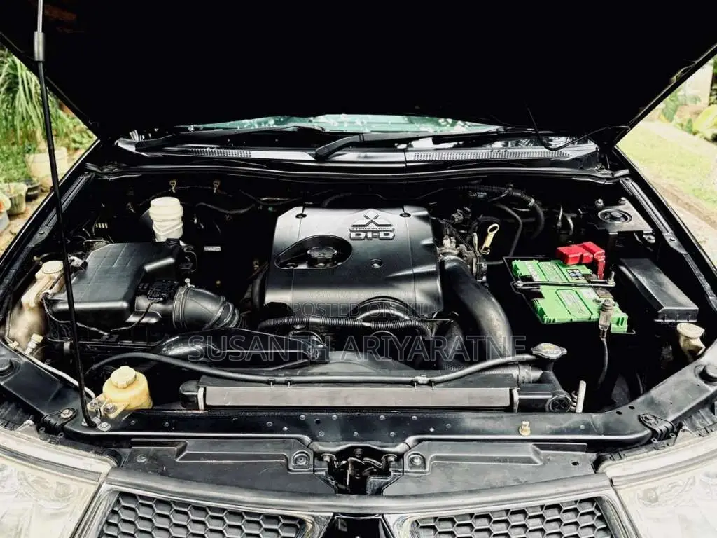 Mitsubishi Montero Sport 2012 SUV (Used)