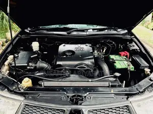 Mitsubishi Montero Sport 2012 SUV (Used)
