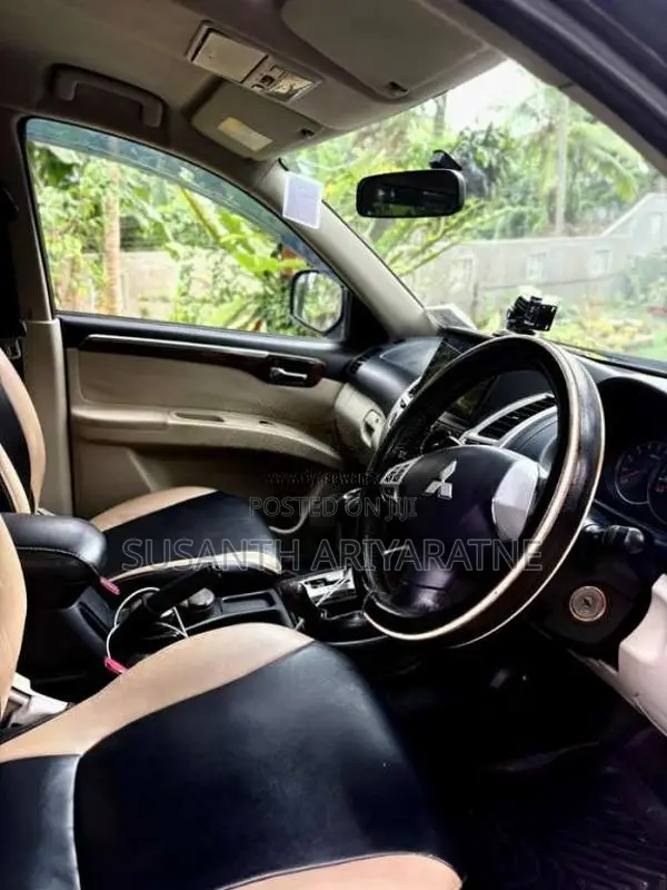 Mitsubishi Montero Sport 2012 SUV (Used)