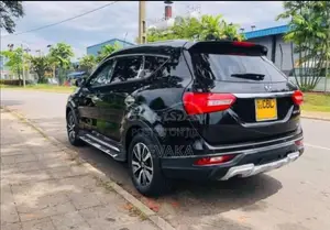 DFSK Glory 2021 SUV (Used)