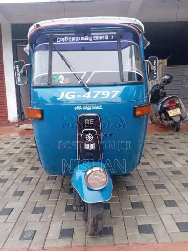 Bajaj 2 Stroke 2004 Three Wheel (Used)