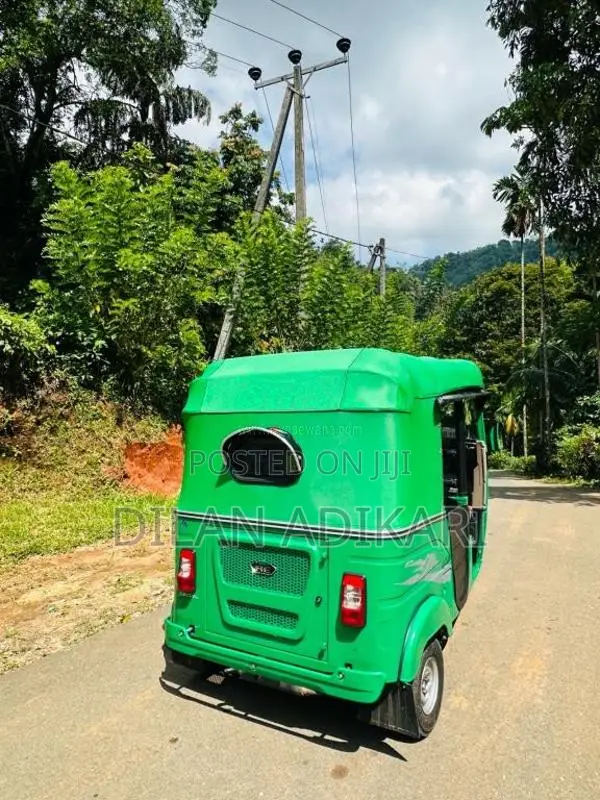 Bajaj Re 2025 Three Wheel (Used)
