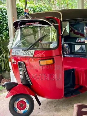 Bajaj 2 Stroke 2005 Three Wheel (Used)