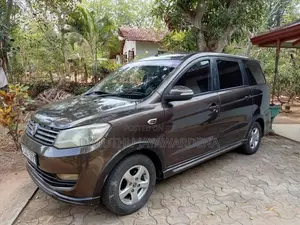 DFSK Glory 2016 SUV (Used)