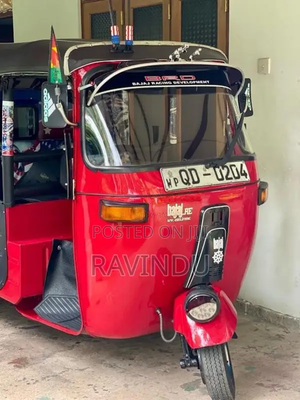 Bajaj 2 Stroke 2005 Three Wheel (Used)