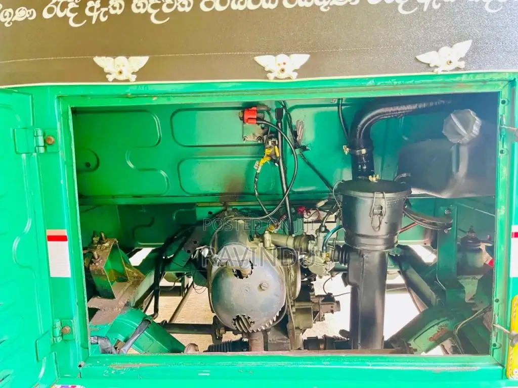 Bajaj 2 Stroke 2005 Three Wheel (Used)