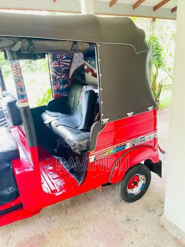 Bajaj 2 Stroke 2005 Three Wheel (Used)