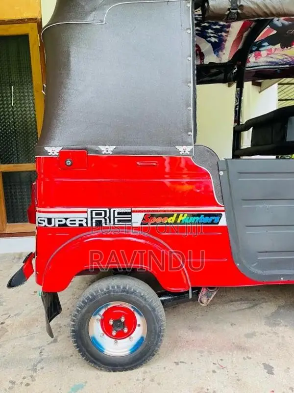 Bajaj 2 Stroke 2005 Three Wheel (Used)