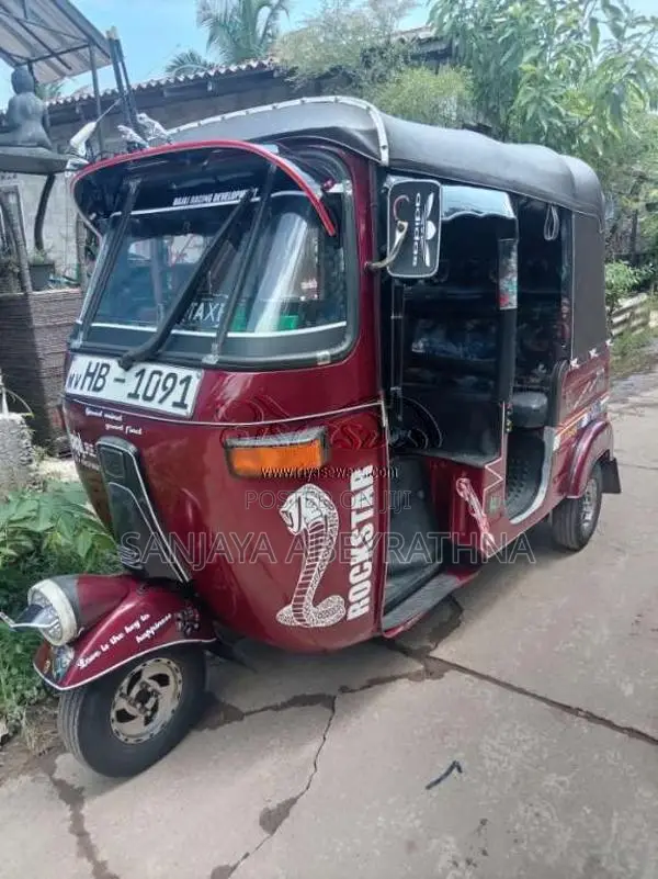 Bajaj 2 Stroke 2004 Three Wheel (Used)