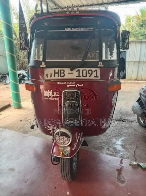 Bajaj 2 Stroke 2004 Three Wheel (Used)
